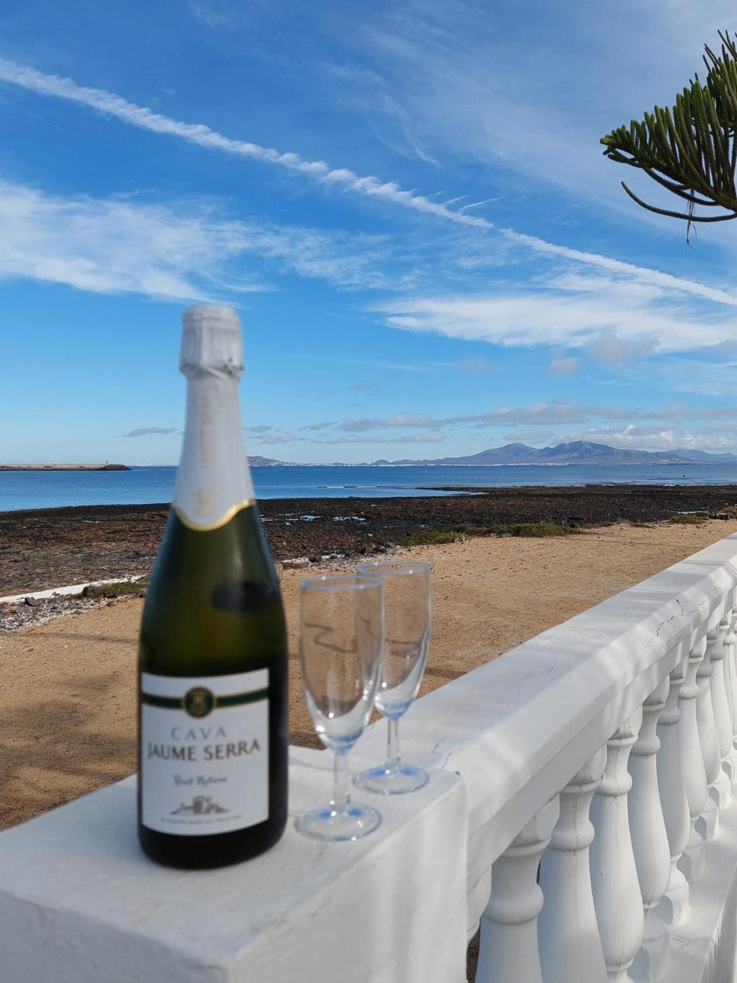 Villa La Maja Beachfront Corralejo Exterior foto